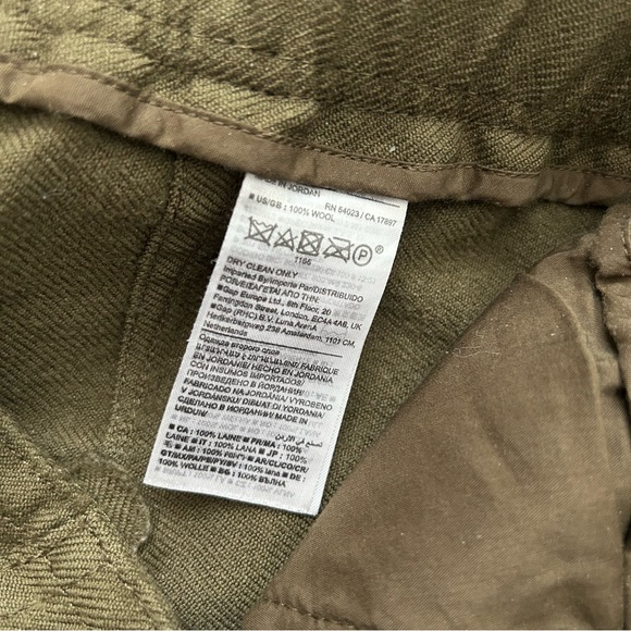 Banana Republic Lido Wool Cargo Pants - Picture 11 of 11